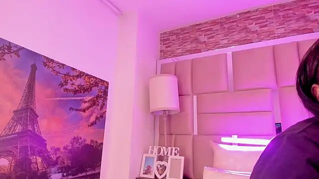 ShaniaBrownn online show from 24, 2, 2026