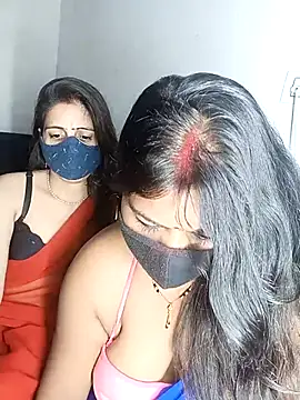 Snapshot of cutee__crazy chatting on 26, 9, 2025 cutee crazy online show from 26, 9, 2025