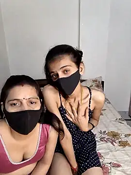 cutee  crazy online show from 29, 5, 2026