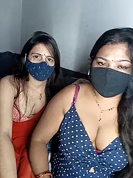 Snapshot of cutee__crazy chatting on 21, 9, 2025 cutee crazy online show from 21, 9, 2025