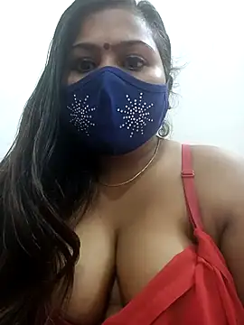 Snapshot of cutee__crazy chatting on 5, 3, 2025 cutee crazy online show from 5, 3, 2025