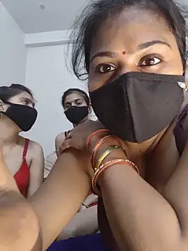 cutee  crazy online show from 22, 5, 2026
