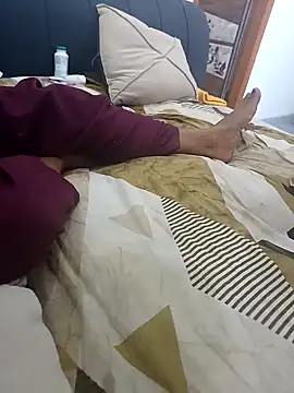 Snapshot of cutee__crazy chatting on 11, 2, 2025 cutee crazy online show from 11, 2, 2025