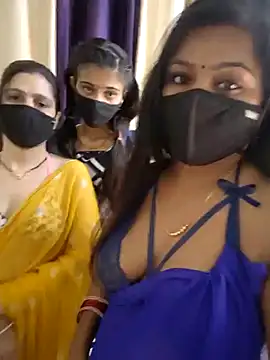 Snapshot of cutee__crazy chatting on 18, 6, 2026 cutee crazy online show from 18, 6, 2026