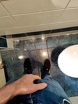 Boring one online show from 9, 4, 2026