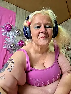 DavisDesires online show from 10, 2, 2026