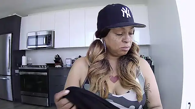 MSweetLindaParks online show from 26, 5, 2026