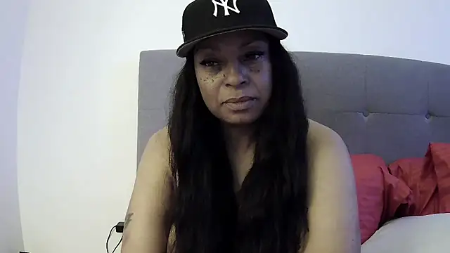 MSweetLindaParks online show from 11, 6, 2026