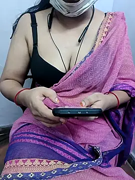 Snapshot of sangeetha4bide chatting on 29, 9, 2025 sangeetha4bide online show from 29, 9, 2025