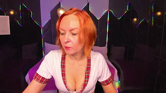 NikaGentle online show from 5, 10, 2025