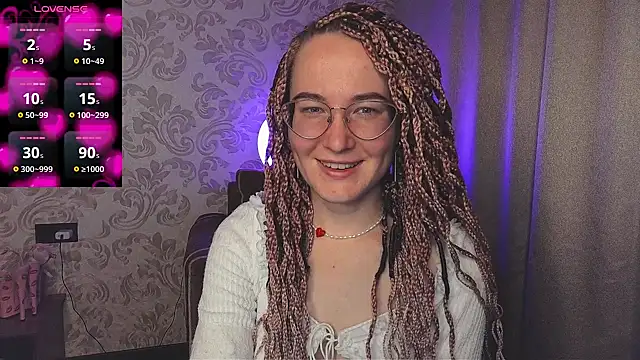 AgnesGraham online show from 10, 4, 2026