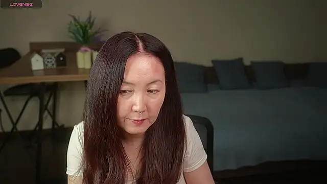 AvroraSakura online show from 5, 3, 2026