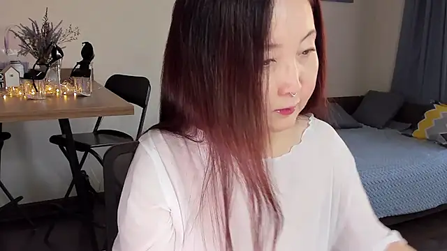 AvroraSakura online show from 3, 10, 2025