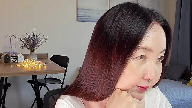 AvroraSakura online show from 1, 10, 2025