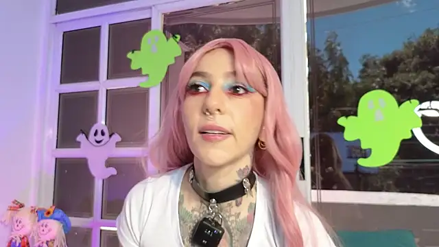 Evangelyne 1 online show from 26, 10, 2025