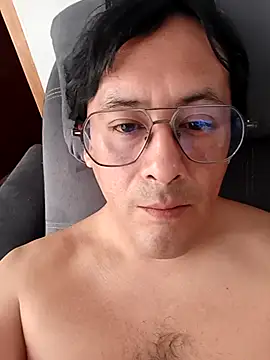 Snapshot of Yimicito chatting on 10, 3, 2026 Yimicito online show from 10, 3, 2026