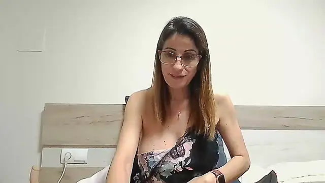 Sanada hot online show from 5, 3, 2025