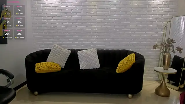 ToriCrossX online show from 8, 3, 2025