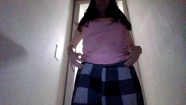 petitedoll29 online show from 5, 11, 2025