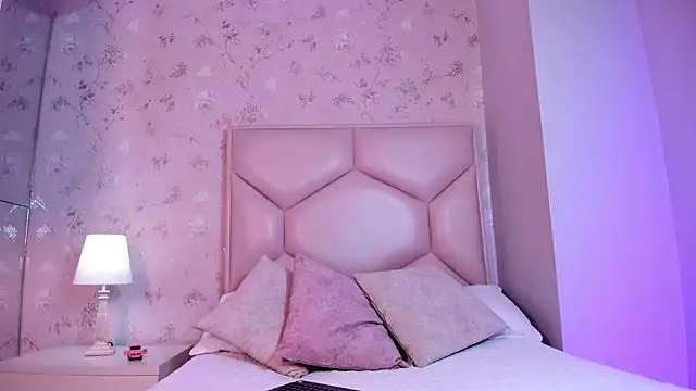 ambar sullivan online show from 19, 12, 2025