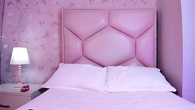 ambar sullivan online show from 3, 12, 2025