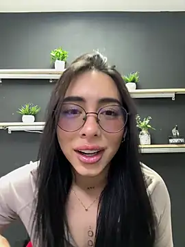 Snapshot of isabella_jade chatting on 8, 11, 2025 isabella jade online show from 8, 11, 2025