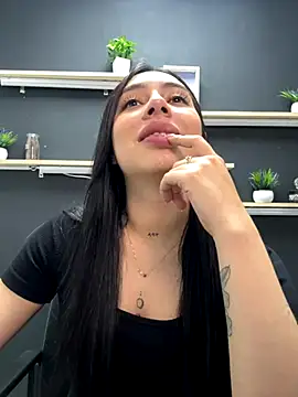 Snapshot of isabella_jade chatting on 1, 12, 2025 isabella jade online show from 1, 12, 2025