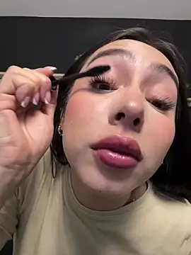 Snapshot of isabella_jade chatting on 24, 11, 2025 isabella jade online show from 24, 11, 2025