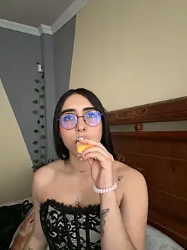 Snapshot of isabella_jade chatting on 22, 9, 2025 isabella jade online show from 22, 9, 2025