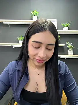 Snapshot of isabella_jade chatting on 14, 11, 2025 isabella jade online show from 14, 11, 2025