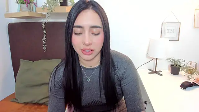 Snapshot of isabella_jade chatting on 12, 3, 2025 isabella jade online show from 12, 3, 2025