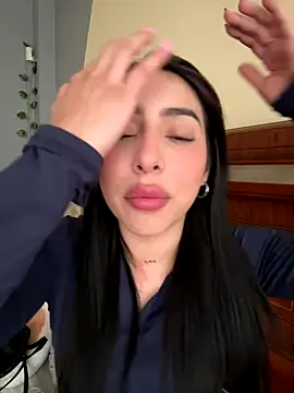 Snapshot of isabella_jade chatting on 15, 10, 2025 isabella jade online show from 15, 10, 2025