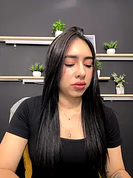 Snapshot of isabella_jade chatting on 4, 11, 2025 isabella jade online show from 4, 11, 2025