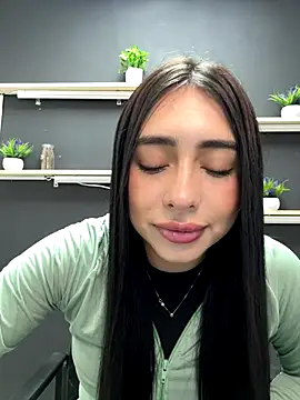 Snapshot of isabella_jade chatting on 18, 11, 2025 isabella jade online show from 18, 11, 2025