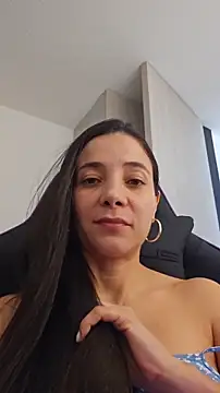 miaeyes online show from 28, 11, 2025