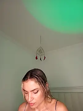 ASHLEY BLAIR online show from 29, 10, 2025