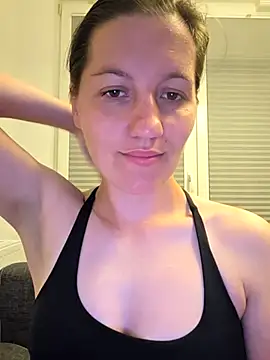 Nicole-Ray online show from 5, 7, 2026