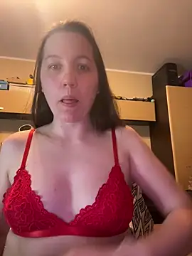 Nicole-Ray online show from 2, 3, 2025