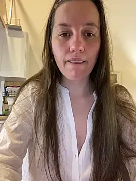 Nicole-Ray online show from 5, 10, 2025