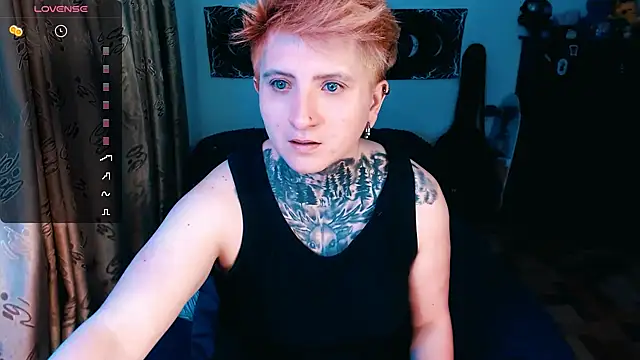 Marieblueeyes online show from 30, 10, 2025