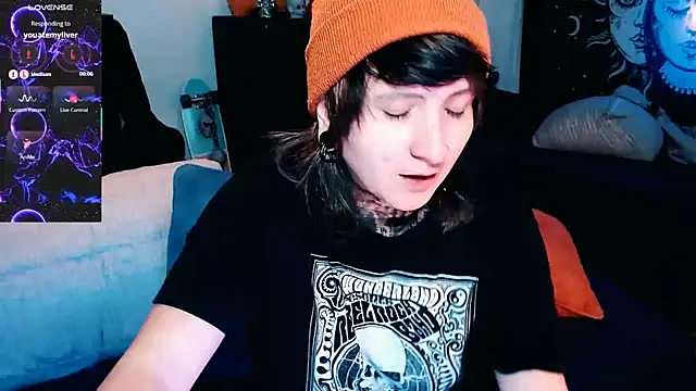 Marieblueeyes online show from 10, 9, 2025