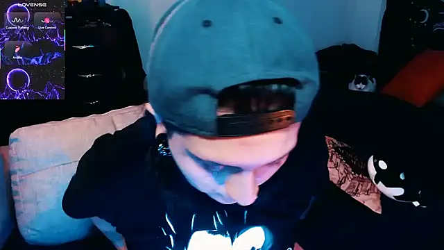 Marieblueeyes online show from 28, 9, 2025