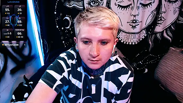 Marieblueeyes online show from 15, 5, 2026