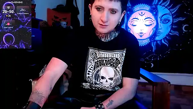 Marieblueeyes online show from 23, 3, 2025