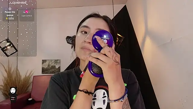 Perla Campbell online show from 16, 10, 2025