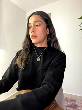 SelenaStone online show from 11, 9, 2025