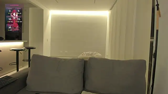 KaryAndTylor online show from 14, 2, 2025