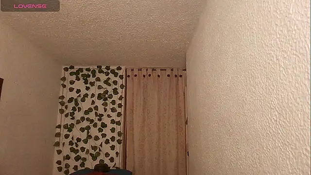 Snapshot of SexDiffrent chatting on 18, 12, 2025 SexDiffrent online show from 18, 12, 2025