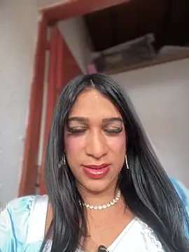 Ashly Miller online show from 25, 9, 2025