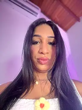 Ashly Miller online show from 15, 10, 2025